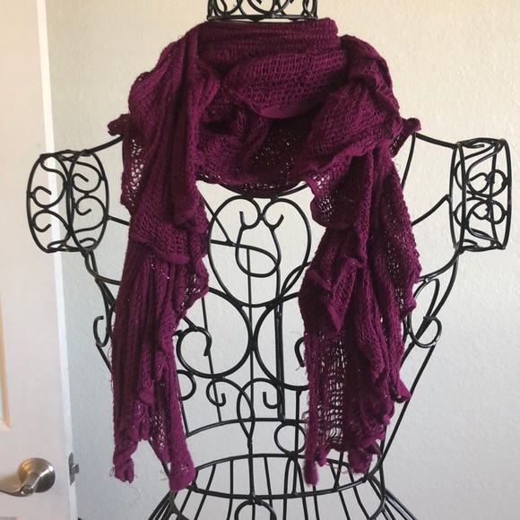 Candie's Accessories - Candies purple scarf